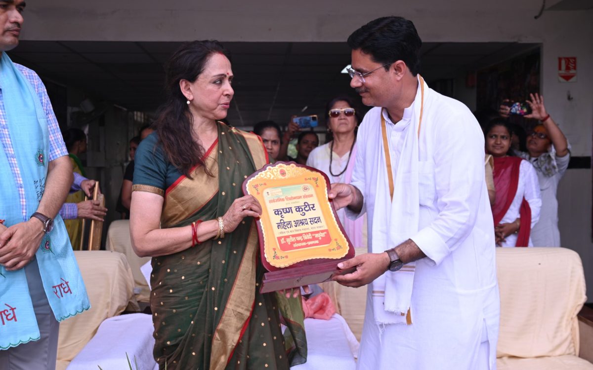 WhatsApp Image 2025-11-01 at 10.25.53_58854502