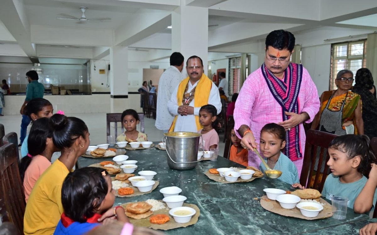 WhatsApp Image 2025-11-01 at 10.25.53_dea42b0e